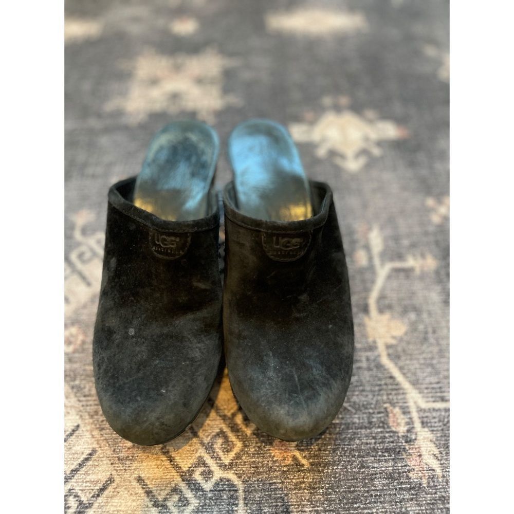 Ugg clogs